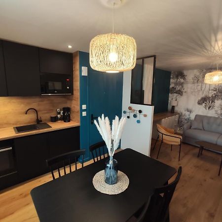 L'Emeraude - Logement Tout Confort - Wifi - Parking - Centre Ville Apartment Vannes Luaran gambar